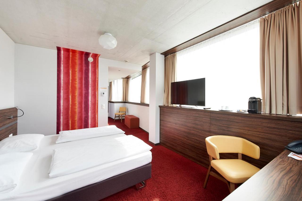 Simm'S Hotel - Cityhotel Next To Metro U3 Vienna Exterior photo