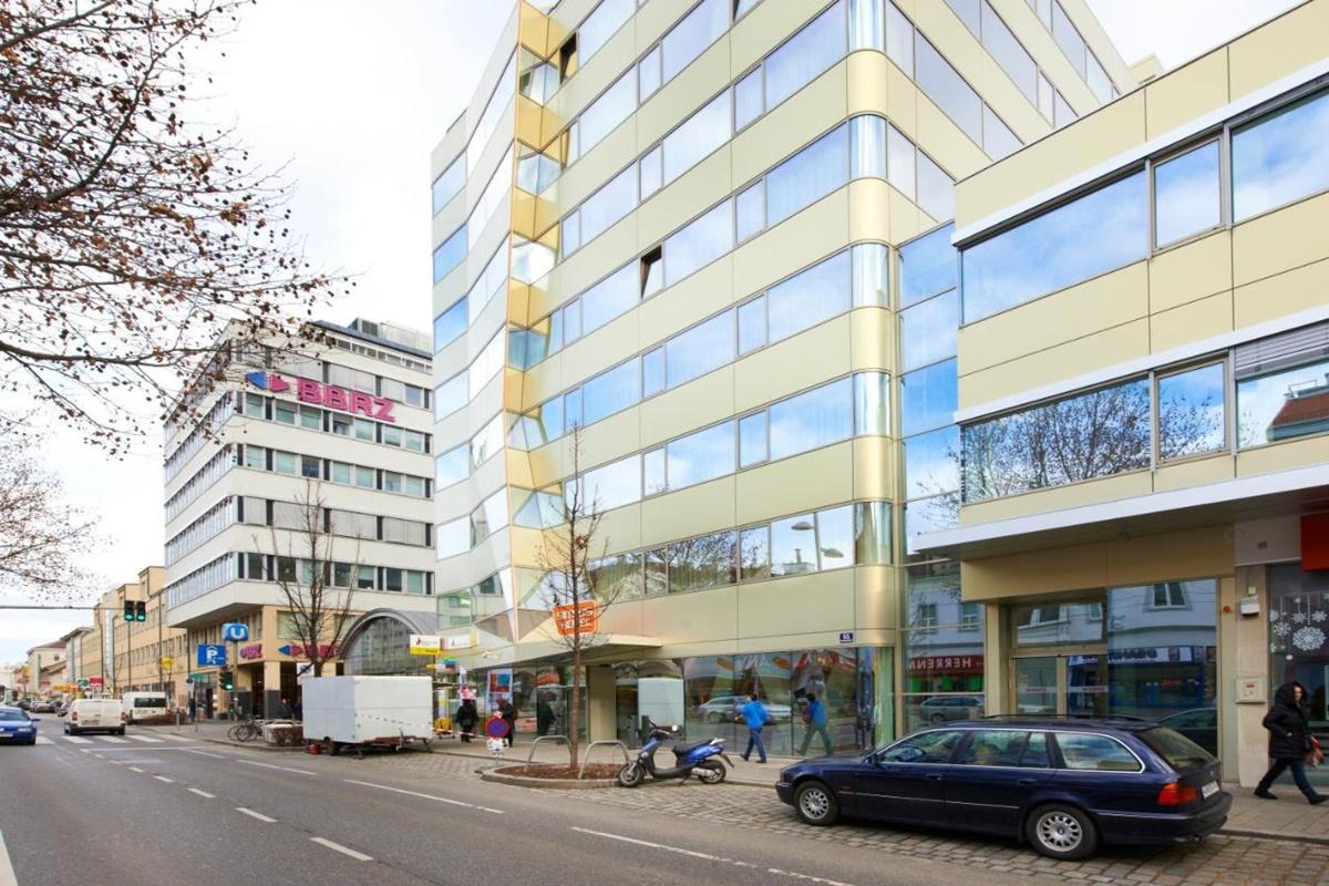 Simm'S Hotel - Cityhotel Next To Metro U3 Vienna Exterior photo