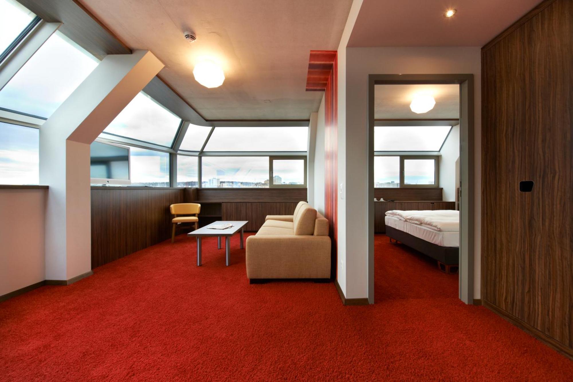 Simm'S Hotel - Cityhotel Next To Metro U3 Vienna Exterior photo